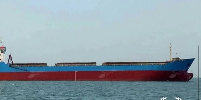 13560吨货船