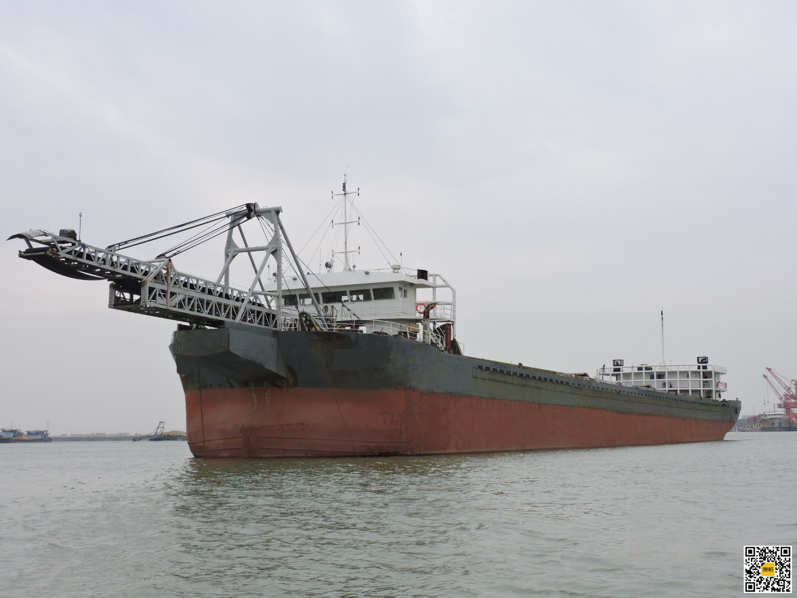 出售2015年造5500吨内河A级自卸沙船