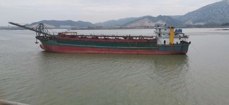 出售5700吨内河自吸自卸砂船