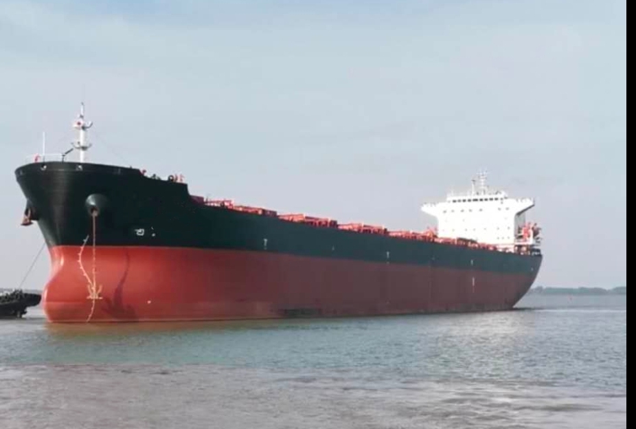 出售2000年6月上海造75000吨散货船