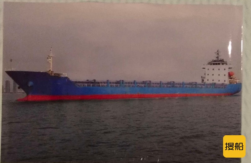 出售2011年江苏造10500吨集装箱船