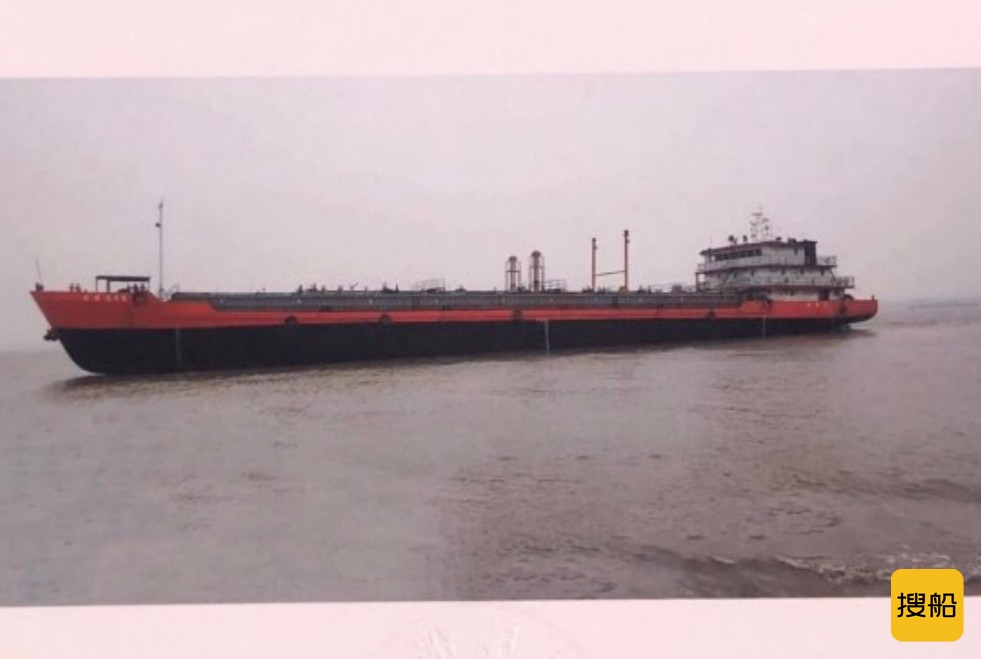 内河2100吨碳钢化工船