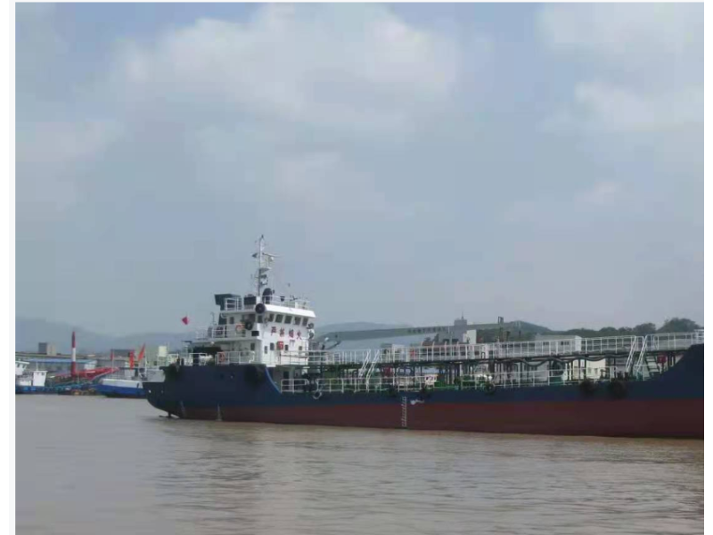 出售2011年建造753载重吨油船