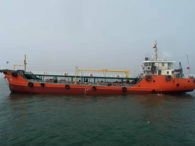出售2012年建造545载重吨油船