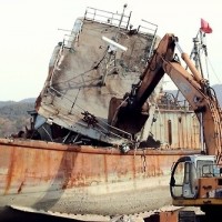高价回收各种报废船舶