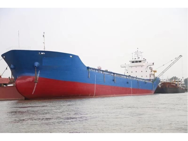 出售2010年造11000吨462TEU沿海无舱盖集装箱船