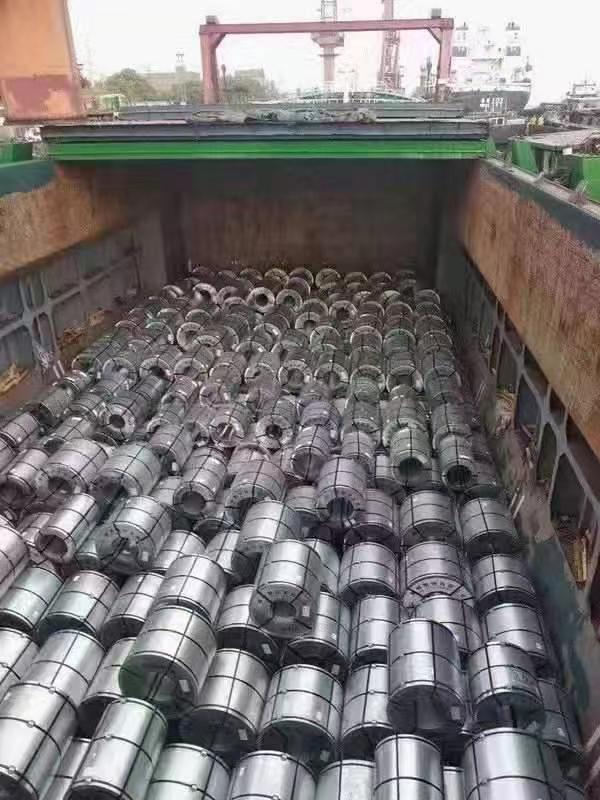 急需2-10年内的散货船