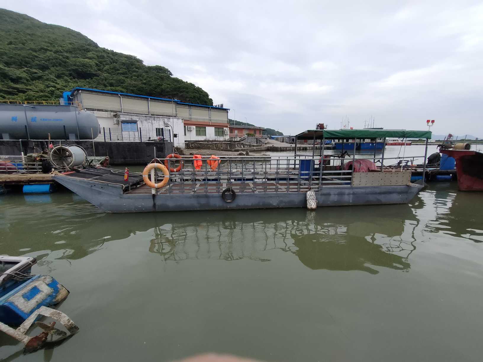 铁排船，今年才做的，广东省珠海市