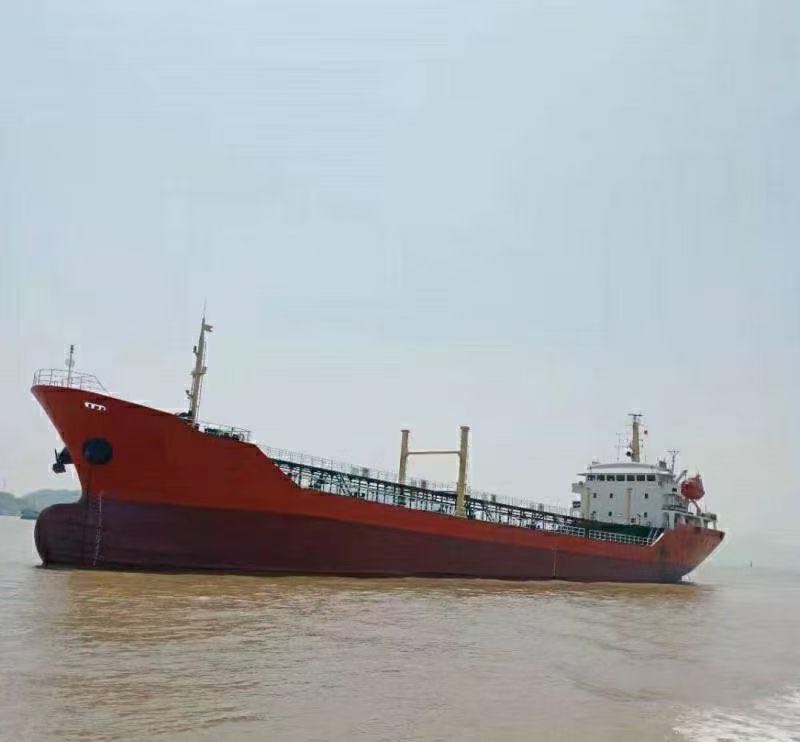 出售7800吨2010年造成品油船