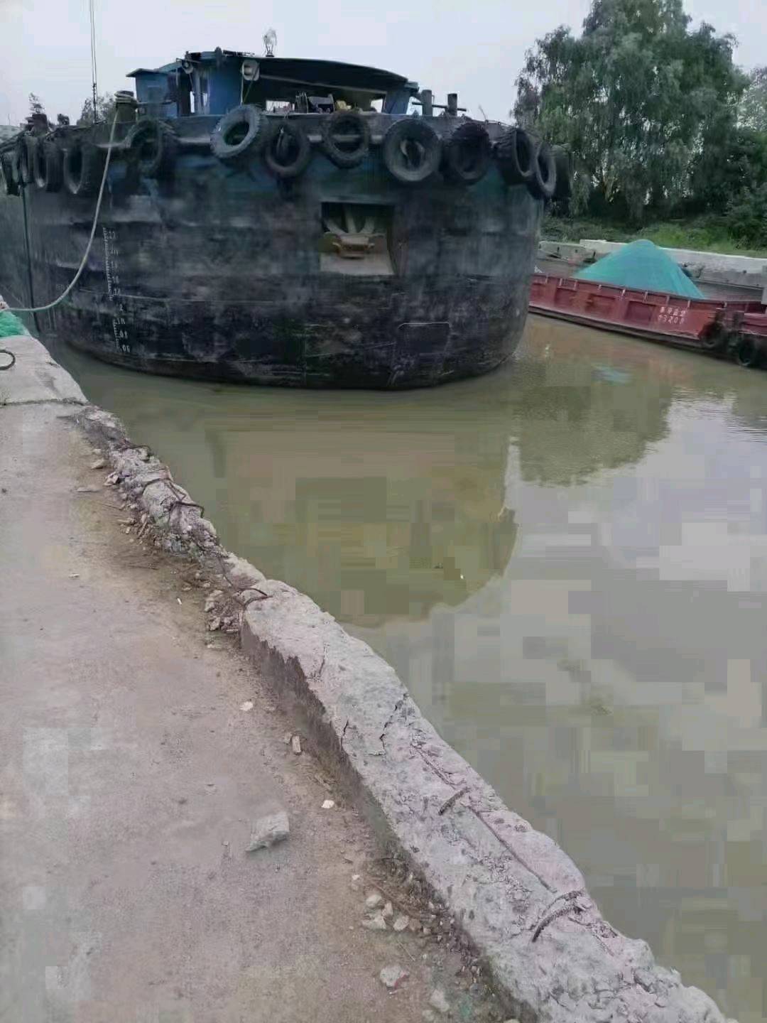 内河船