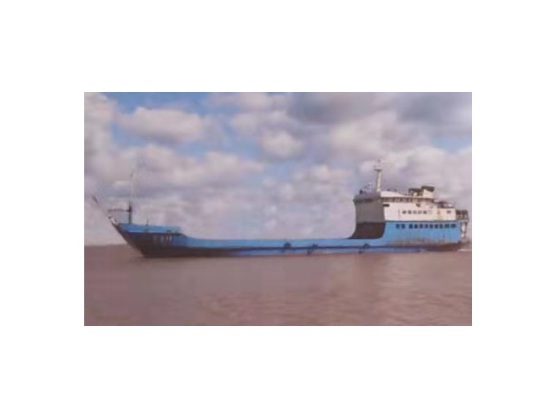 售：1997年沿海400吨滚装船
