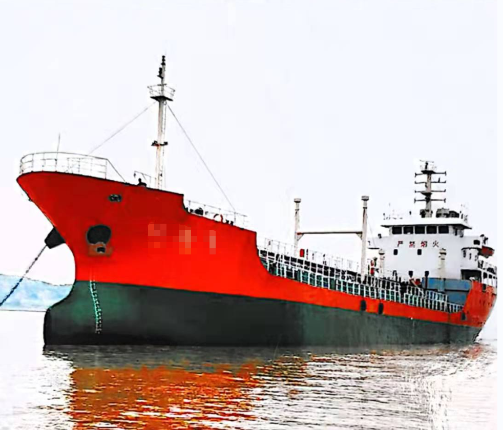 出售:【油船】2354吨，2006年浙江造，双底双壳浙江省运力，一级加温系统，编号：B21122101