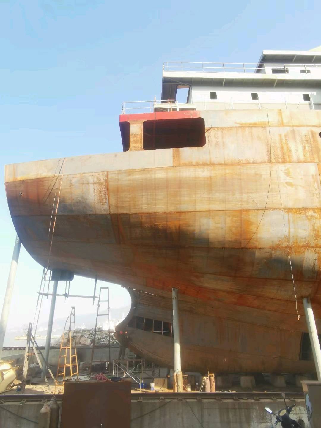 出售： 12300吨双底双壳散货船