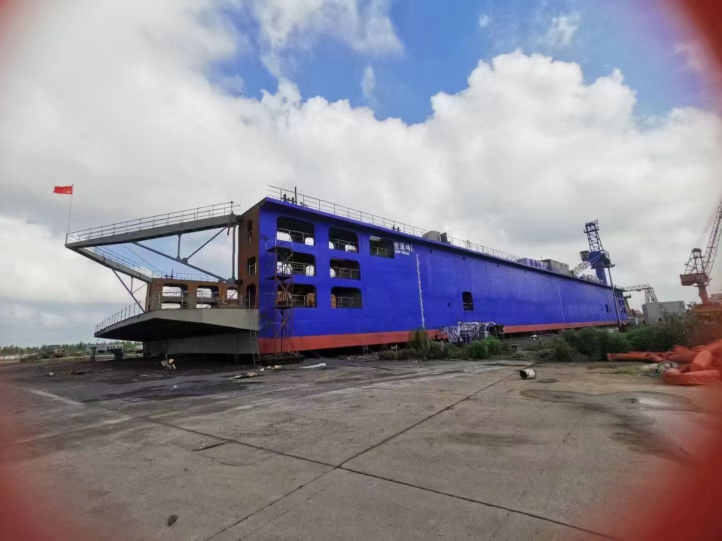 出售5000吨举力浮船坞