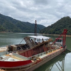 出售10寸75方自抽自卸抽沙船+8寸泵岸边小型抽砂船图2