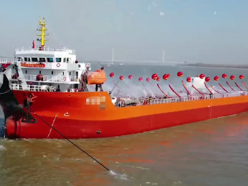 出售: 【前驾前跳板甲板货船】10000吨，2022年安徽造