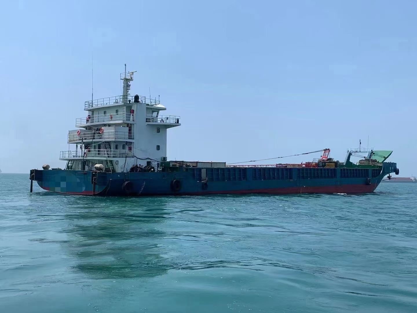 出售2015年造4000吨沿海后驾驶甲板驳船
