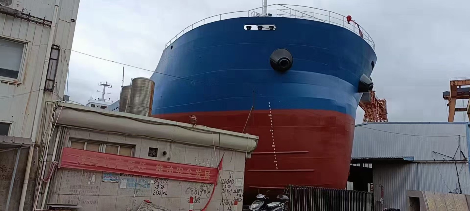 出售: 【集装箱船】9300吨616TEU，2020年江苏造