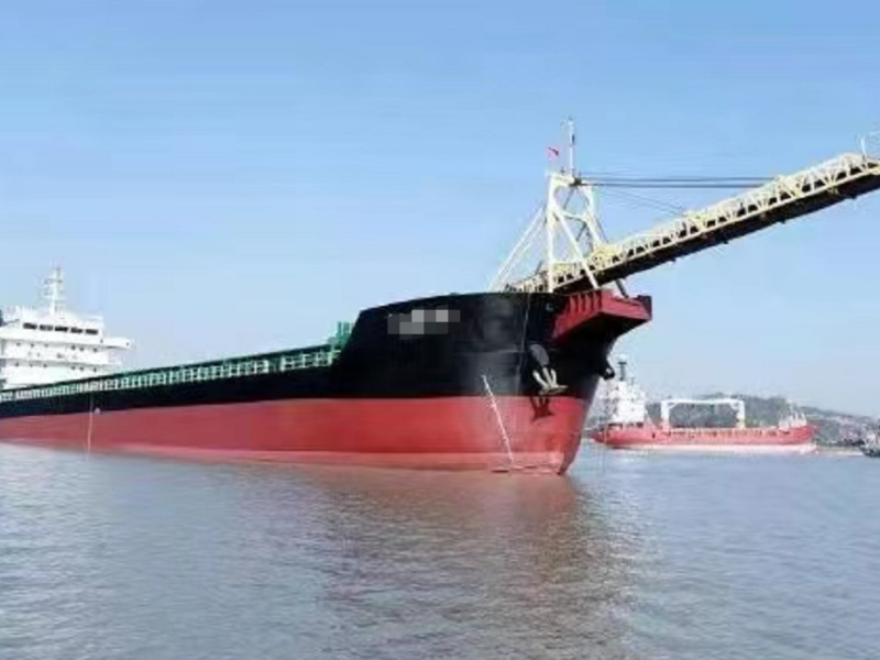 出售:【自卸砂船】7200吨，2015年江苏造