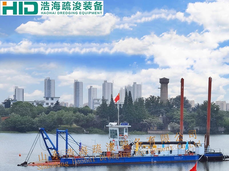 南京梅龙湖绞吸式挖泥船---神舟环保工17号