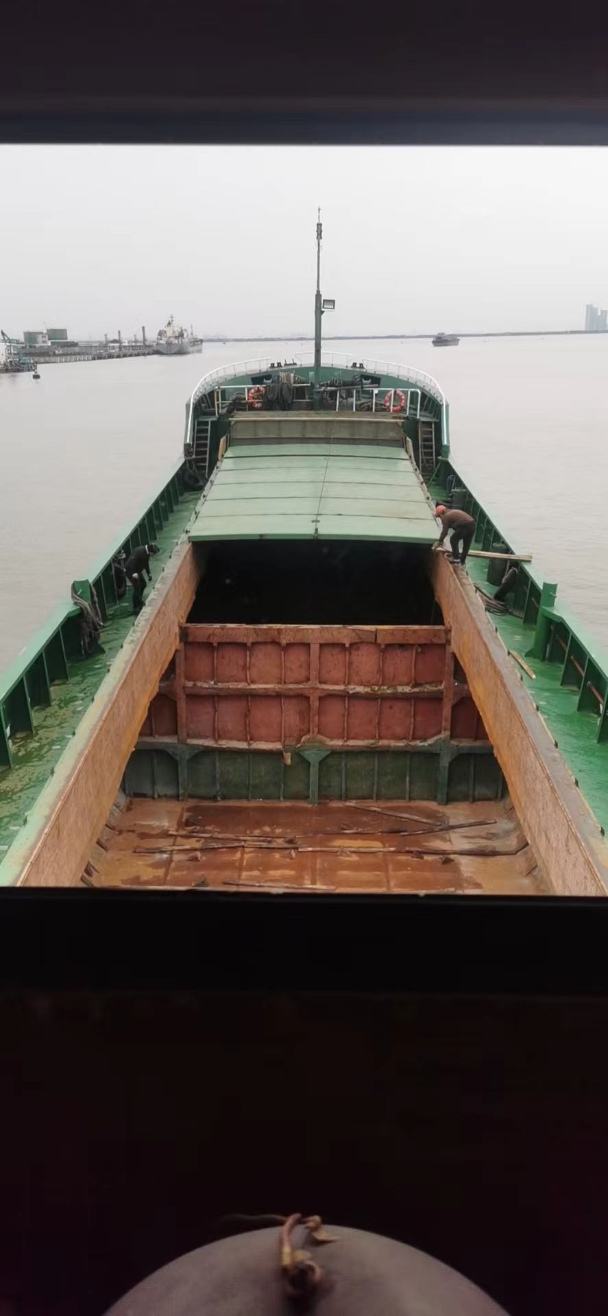 长期高价回收废旧船，废钢船