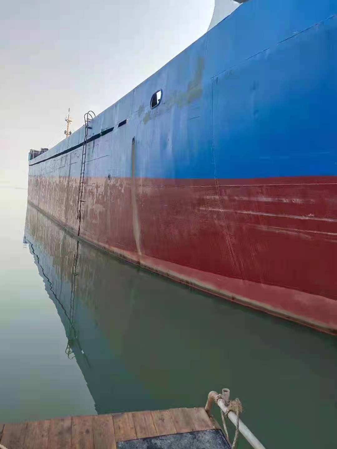 出售编号259 08年3323吨散货船