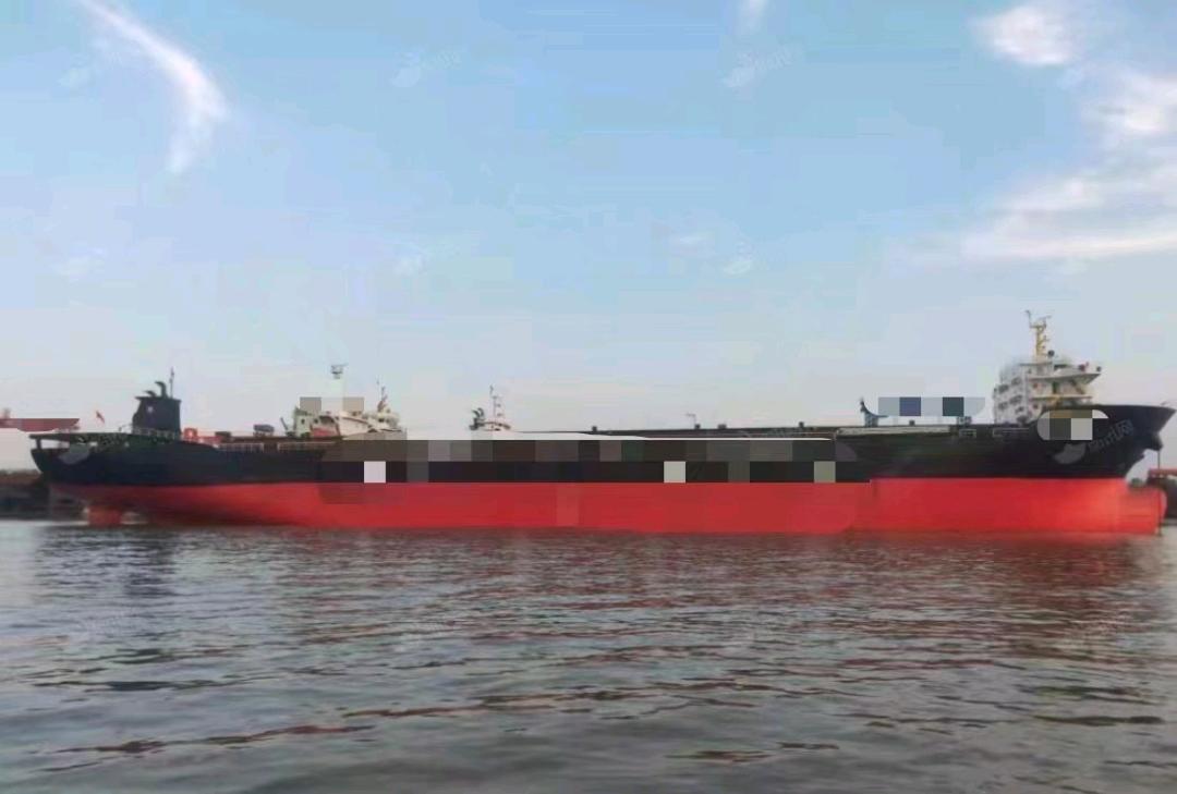 出        售     近期广州验船 2021年造27000吨沿海前驾驶敞口集装箱船双底双壳