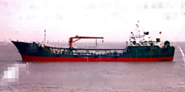 出售:【油船】560吨，2001年，浙江造，双底单壳，无运力，加温系统正常，编号：HY22052101