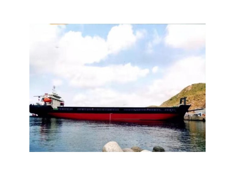 出售2014年造7800吨近海后驾驶甲板货船