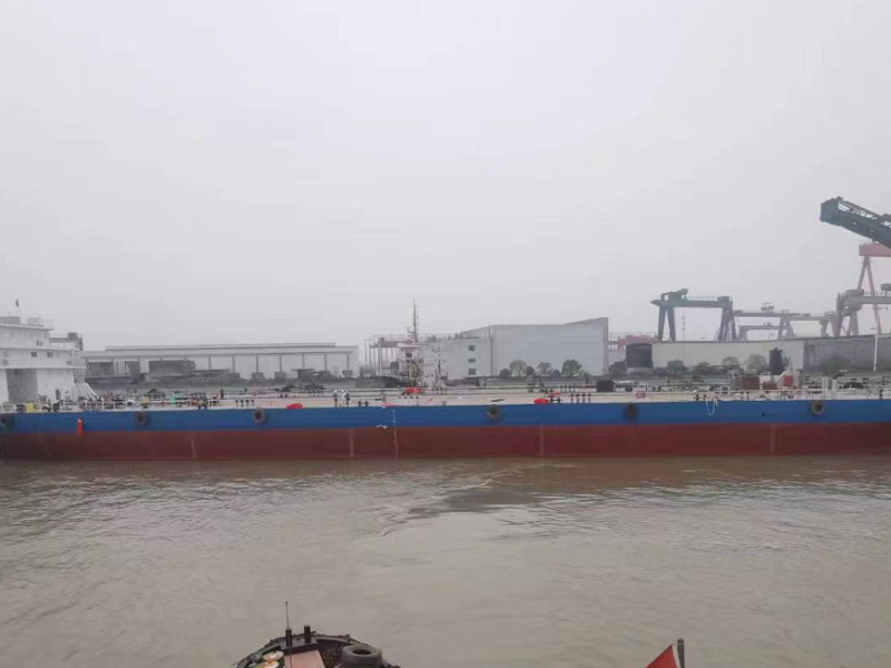 出售:【前驾前跳甲板货船】7500吨，2022年江苏造