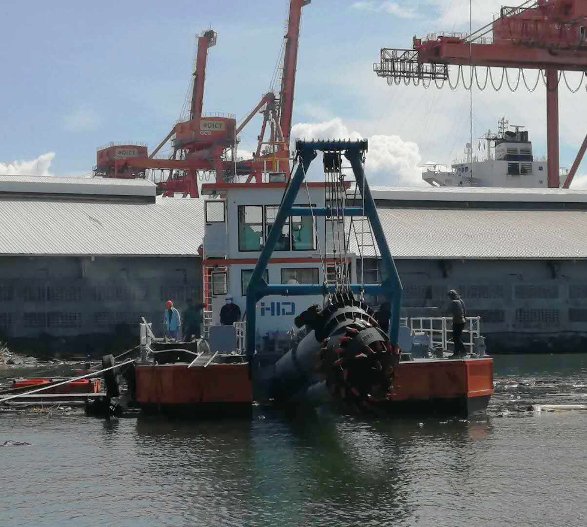 HID-18寸绞吸船 菲律宾港口建设