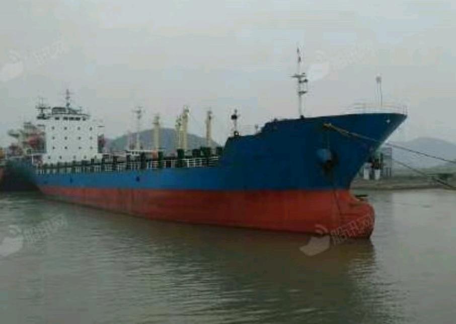 出售： 2011年CCS造10400T集装箱船