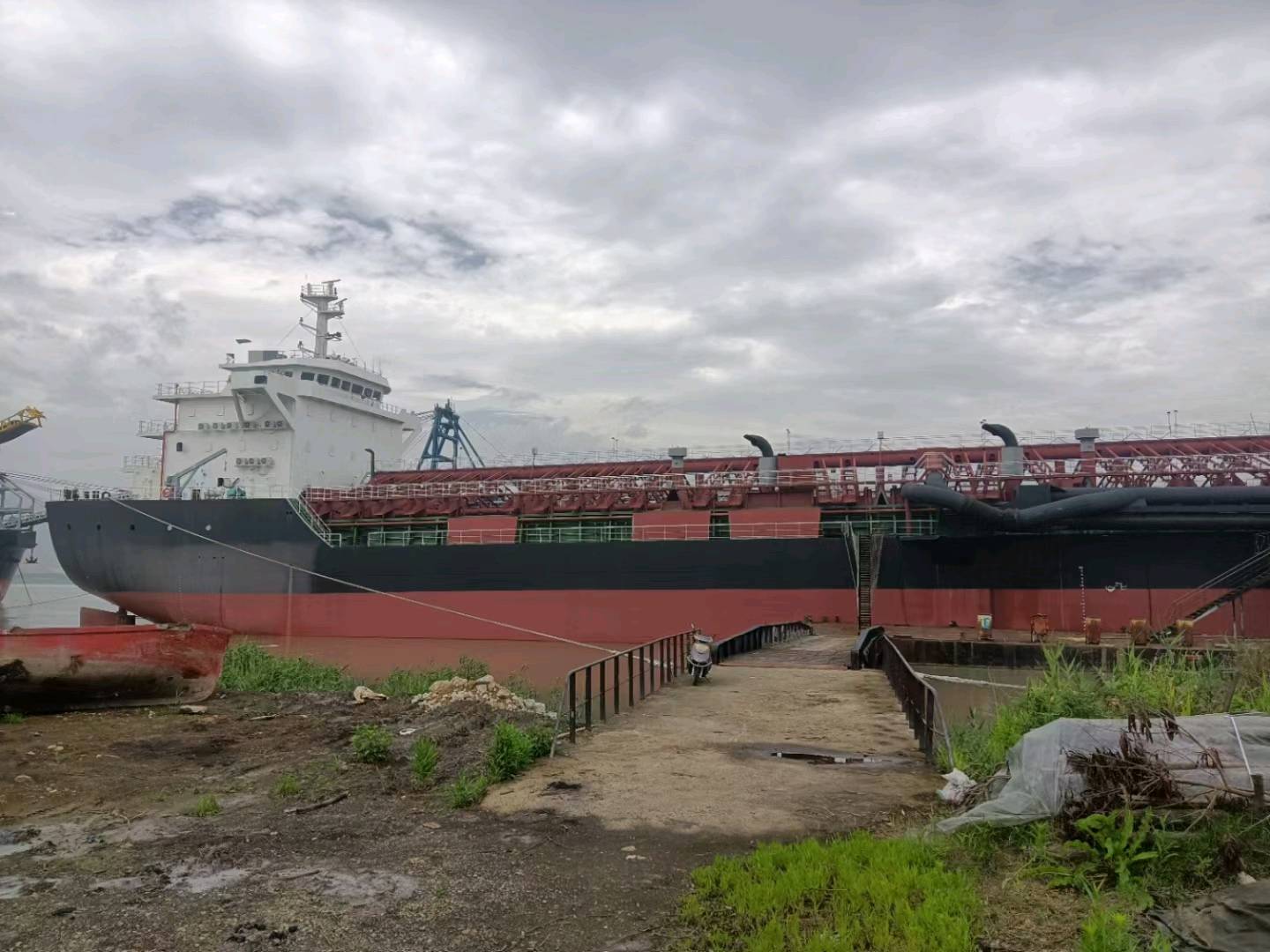 出售出租：MYH-122 16000吨自吸自卸皮带砂船