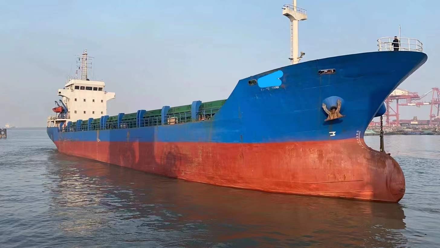 发展：单机双底双壳散货船5160吨近海散货