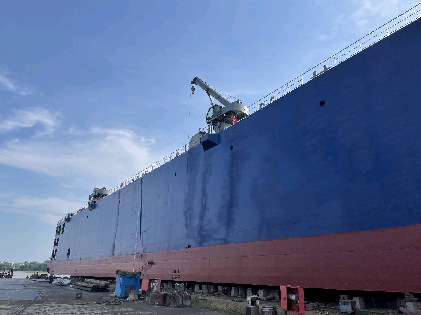 出售：20000吨沿海浮船坞 船级社:CCS检验 