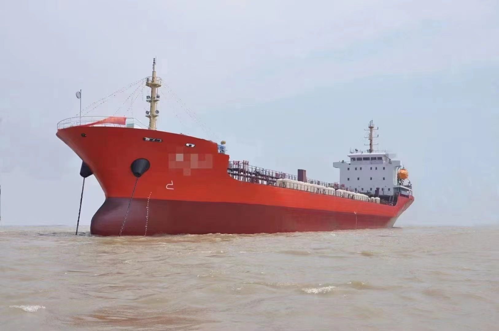 求购3000-5000吨沿海化学品船