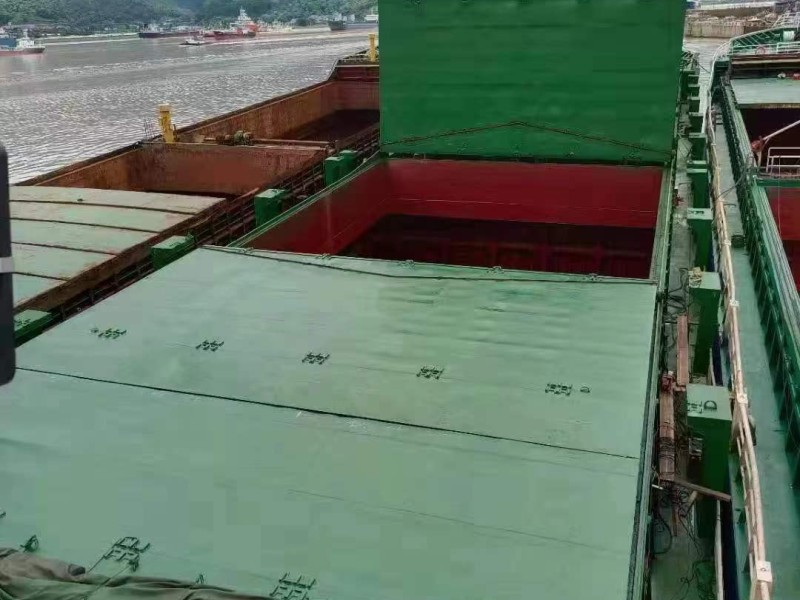出售编号690 09年4730吨集装箱船
