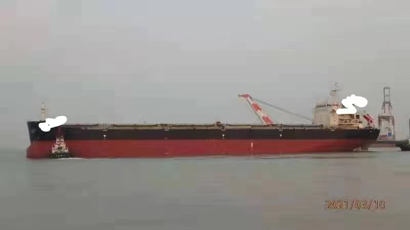 出售编号700 11年56805吨散货船