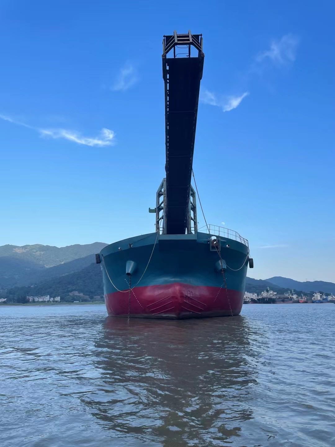 废钢价高点出售2017年11000吨沿海自卸砂船