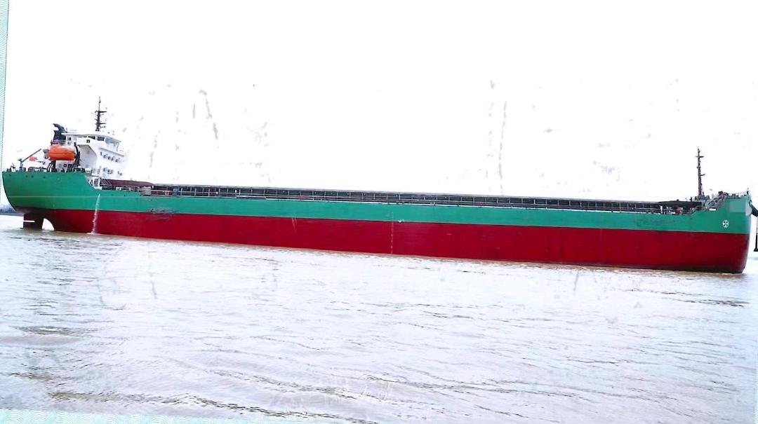 出  售：19000吨双壳散货船 2021年6月江苏ZC完工