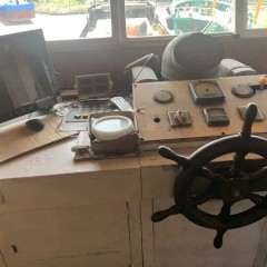 出售编号747 05年1000吨冷冻船图2