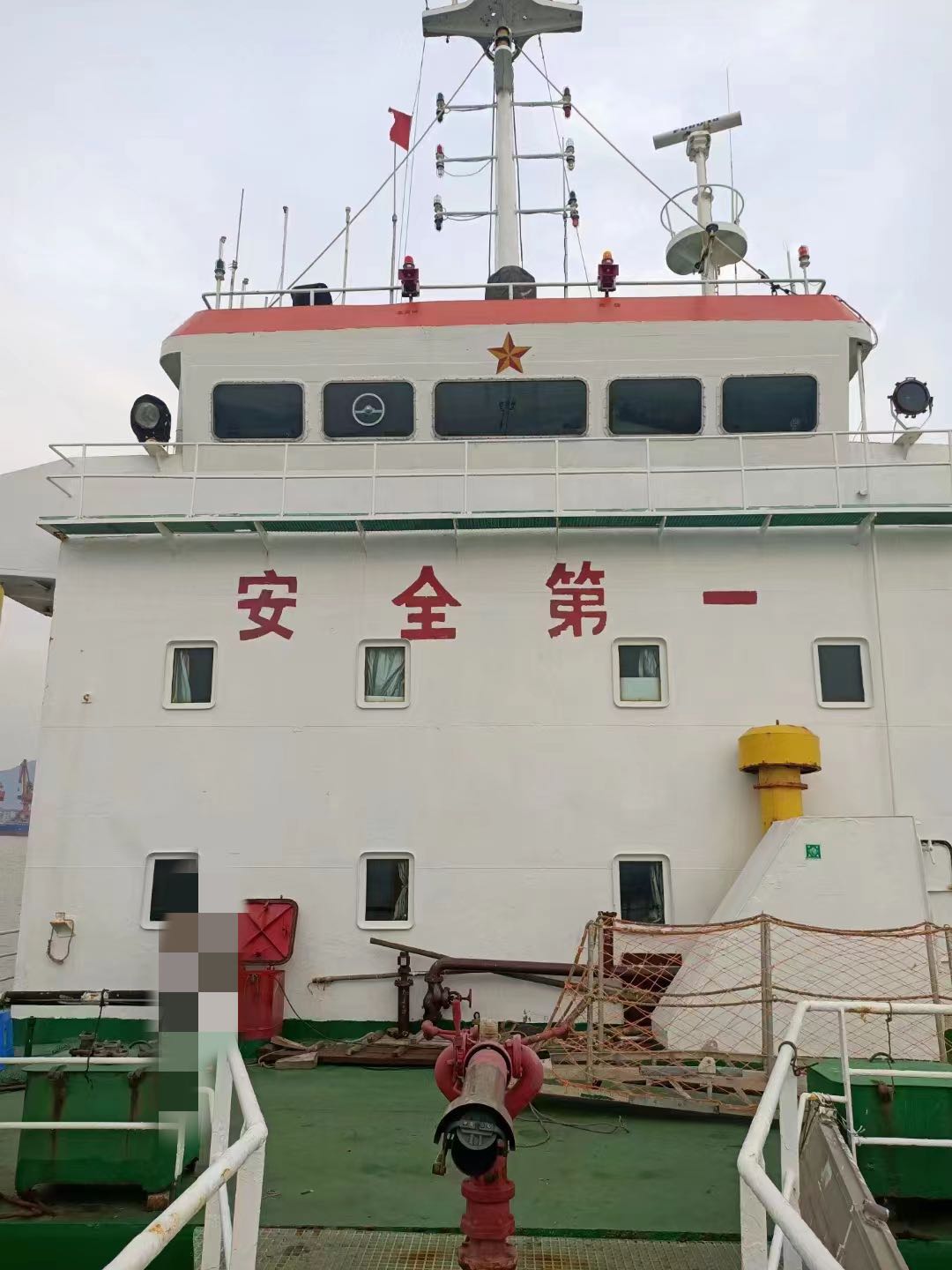 低价出售2001年4660吨油船 - 图片 2