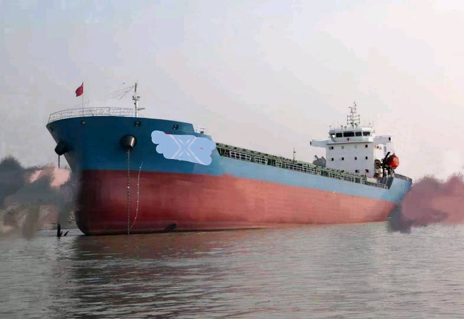 出售多艘散货船12500，3300，5000，6000，5万吨散货船