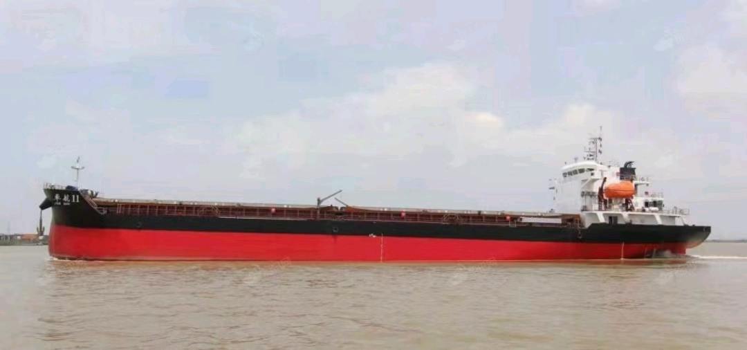 出售：（MY-118） 8150吨双壳散货船