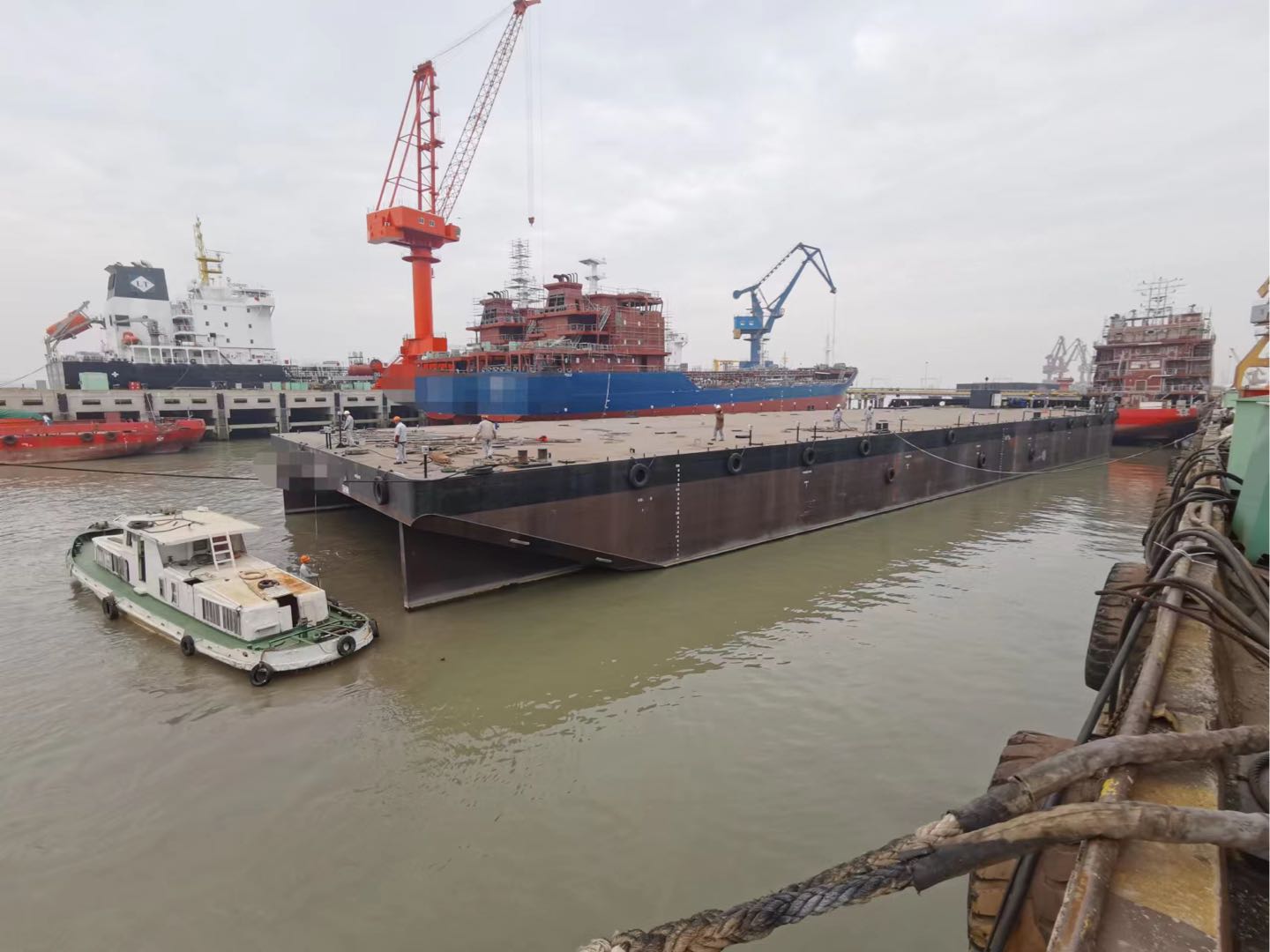 售7000吨甲板驳船，无动力，CCS国际检验