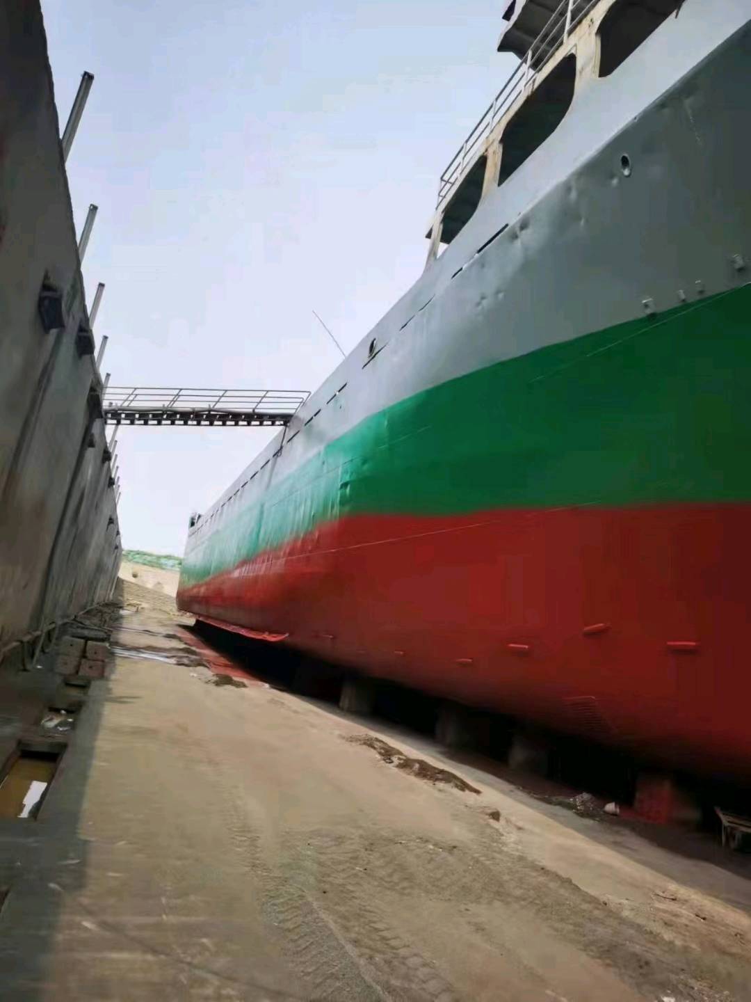出售： 3300吨单壳散货船 2005年10月台州椒江ZC完工