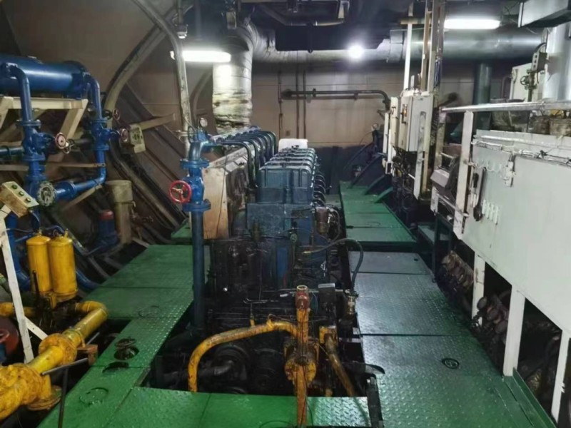 出售编号784 15年4849吨甲板货船