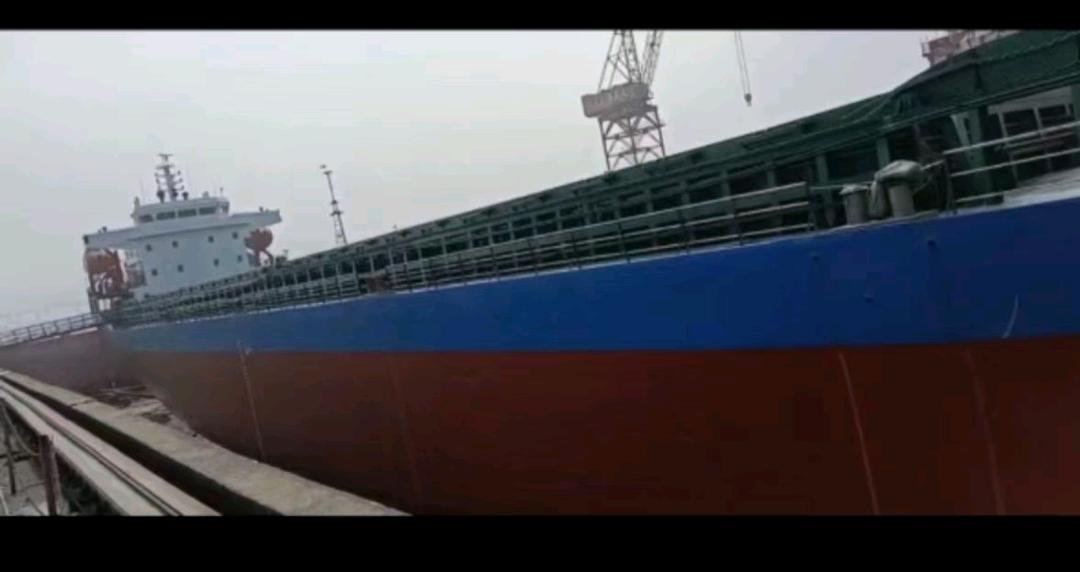 出售 9900吨近海散货船