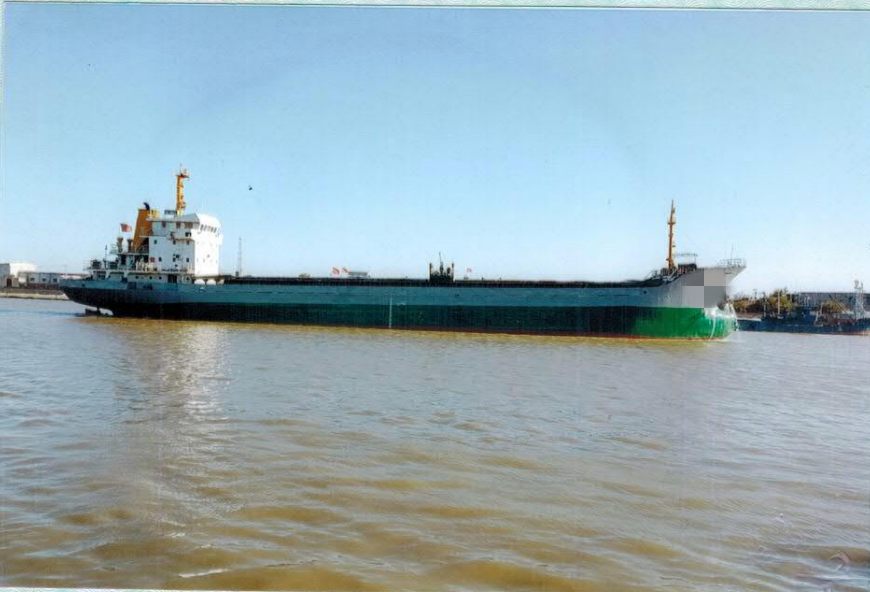 出售2005年3298T散货船