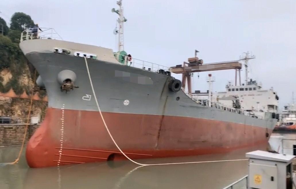 出售87年日本造，4700吨油船